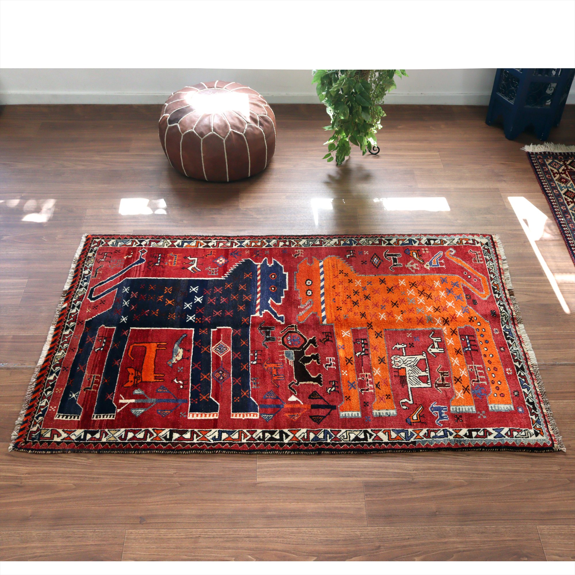 オールドギャッベ　ライオンギャッベ　 180x120cm 向き合う２頭のライオン