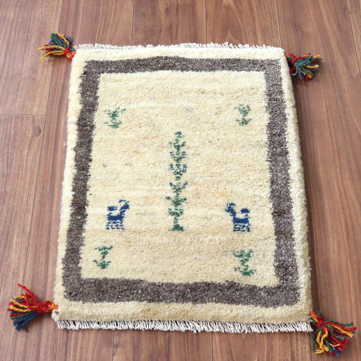 ギャッベ ミニギャベ イラン産 55×41cm ナチュラルアイボリー 生命の樹と動物