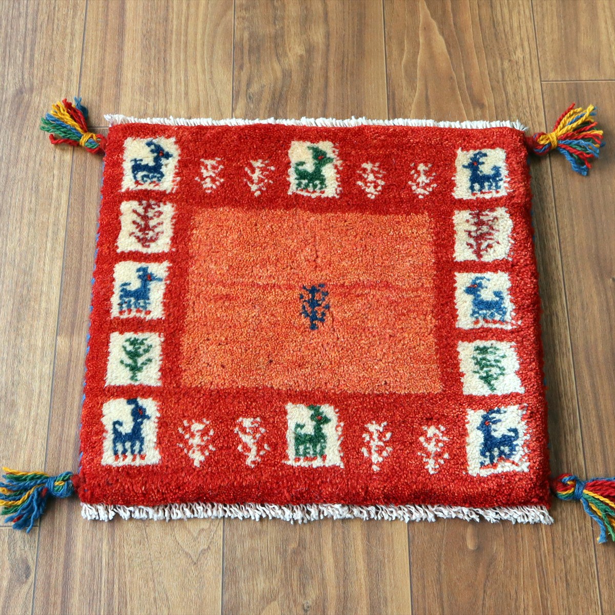 ギャッベ イラン産手織り 座布団サイズ36×40cm レッド 生命の樹と動物