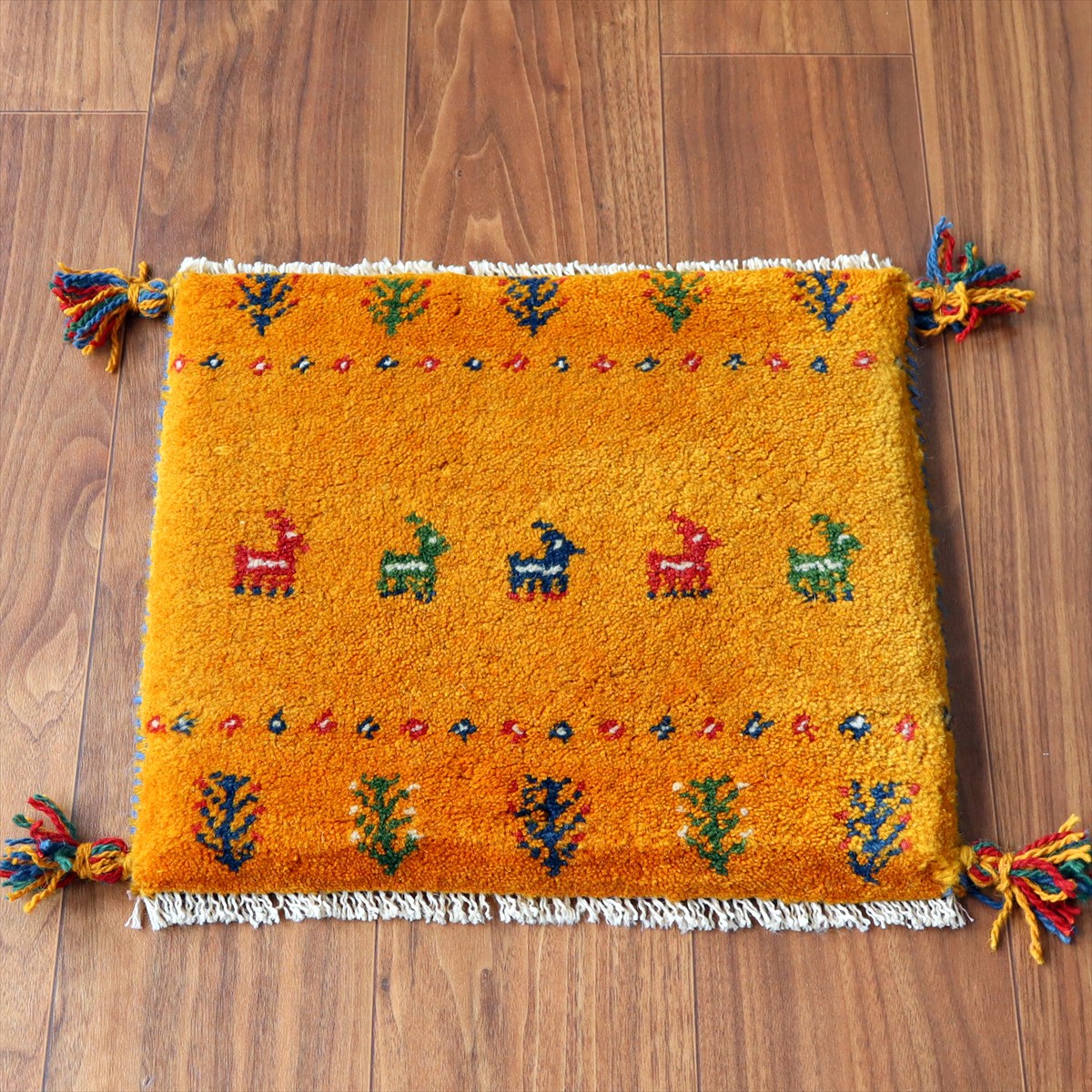 ギャッベ イラン産手織り 座布団サイズ38×41cm イエローオレンジ 動物と生命の樹