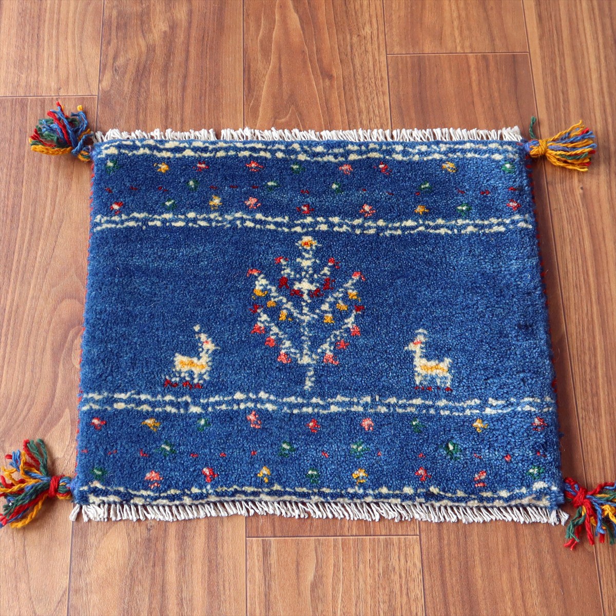 ギャッベ イラン産手織り 座布団サイズ37×44cm ブルー 動物と生命の樹