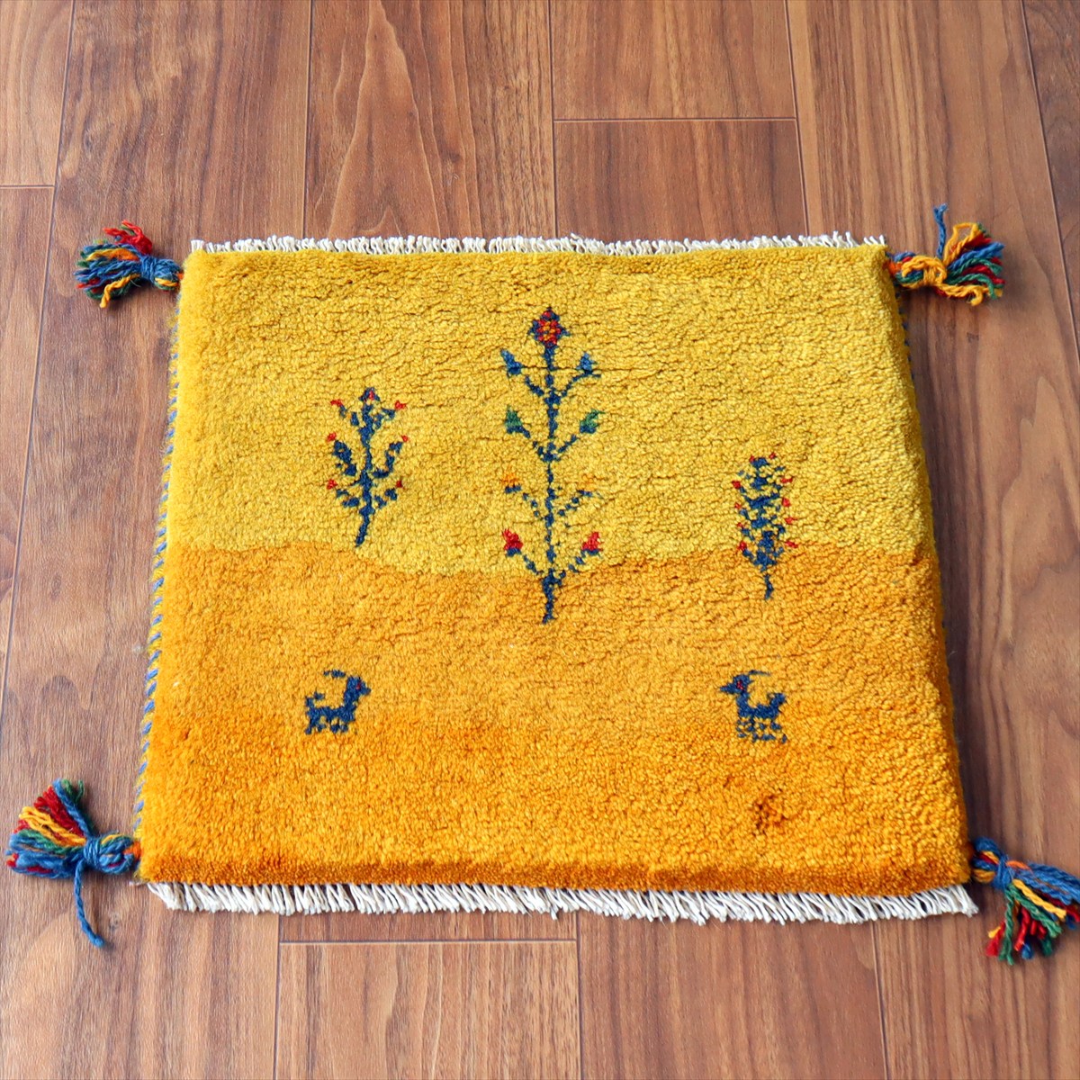 ギャッベ イラン産手織り 座布団サイズ38×43cm イエローオレンジ 動物と生命の樹 風景画