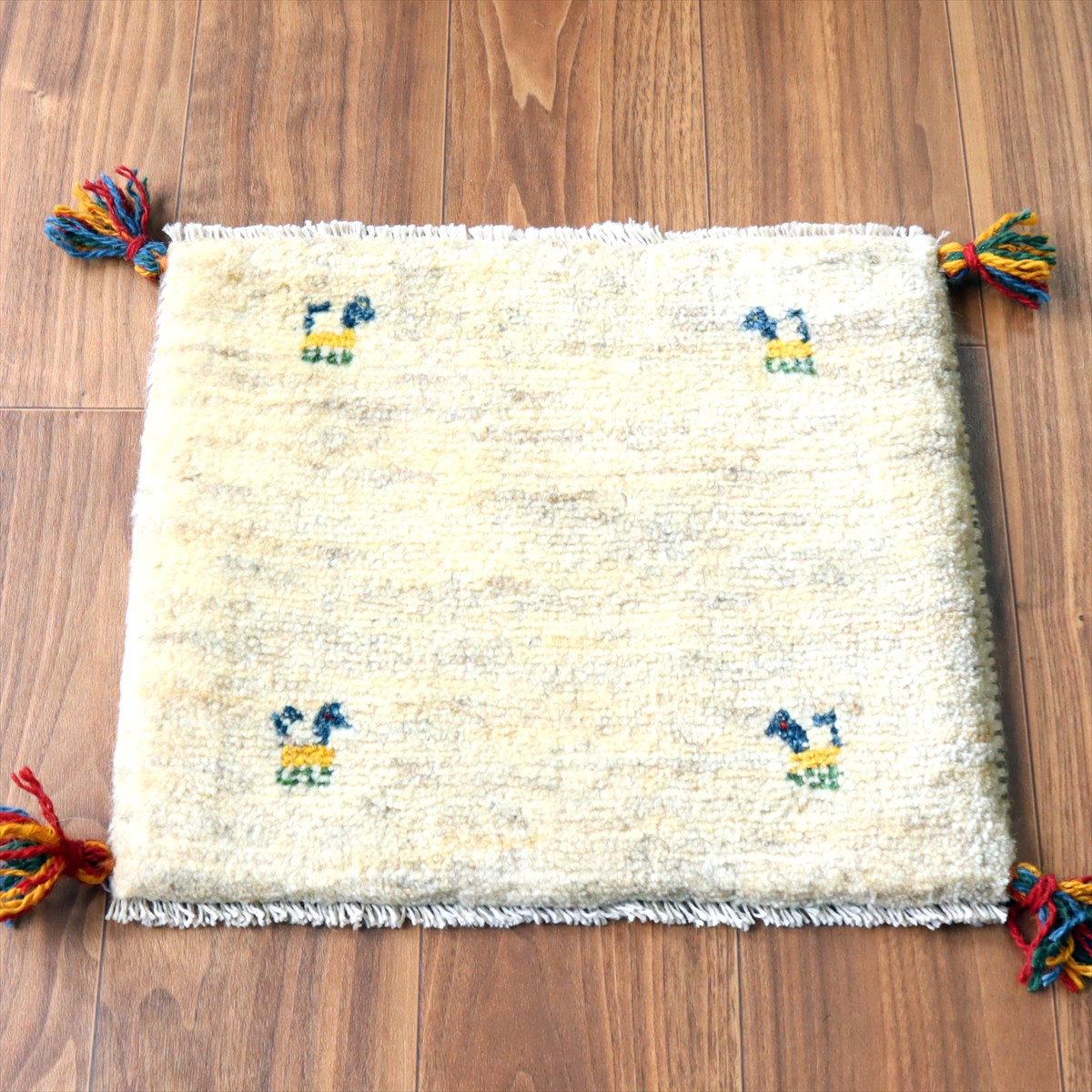 ギャッベ イラン産手織り 座布団サイズ38×44cm ナチュラルアイボリー 動物モチーフ