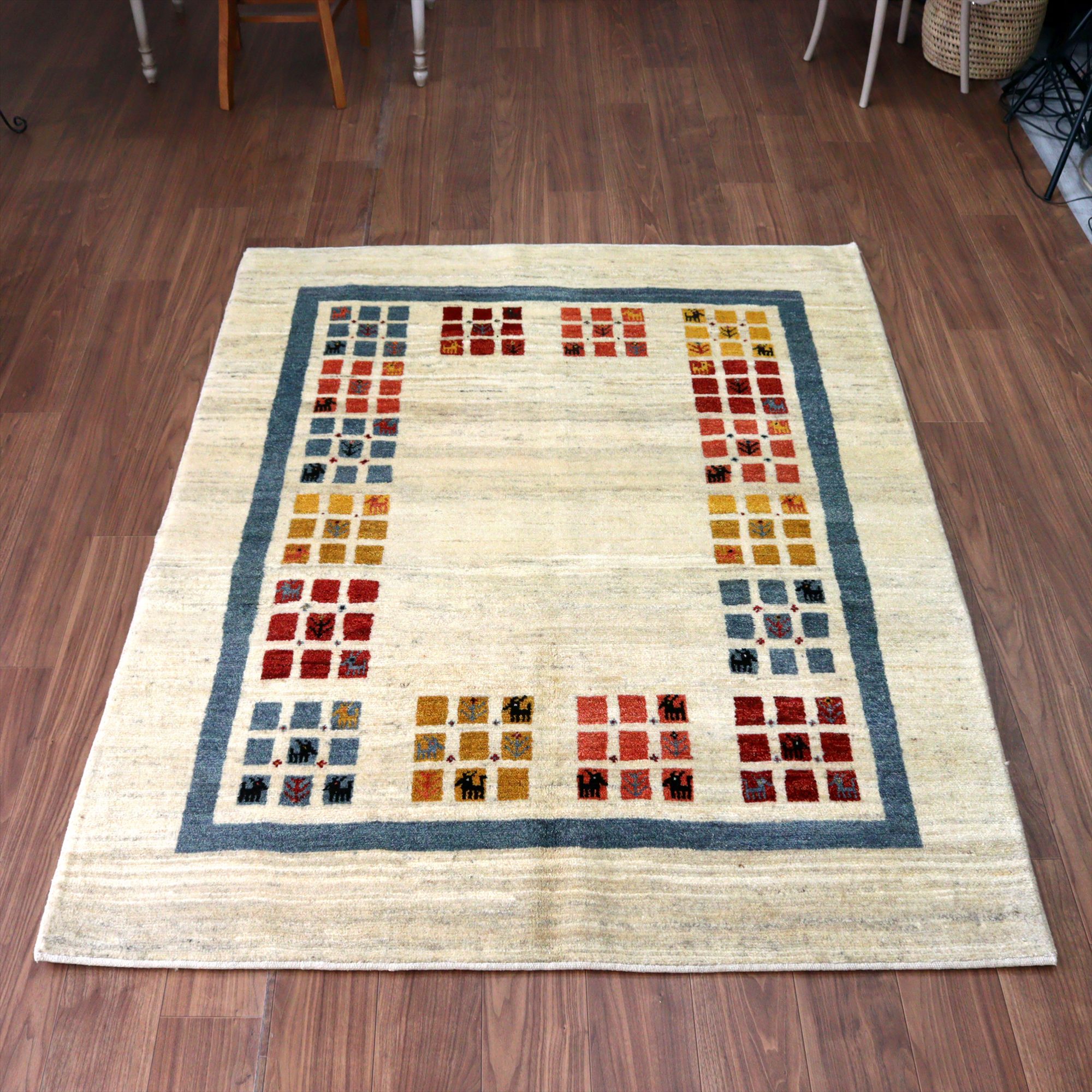 タイルデザイン ノマド 196x153cm イランの手織りラグ ギャッベ