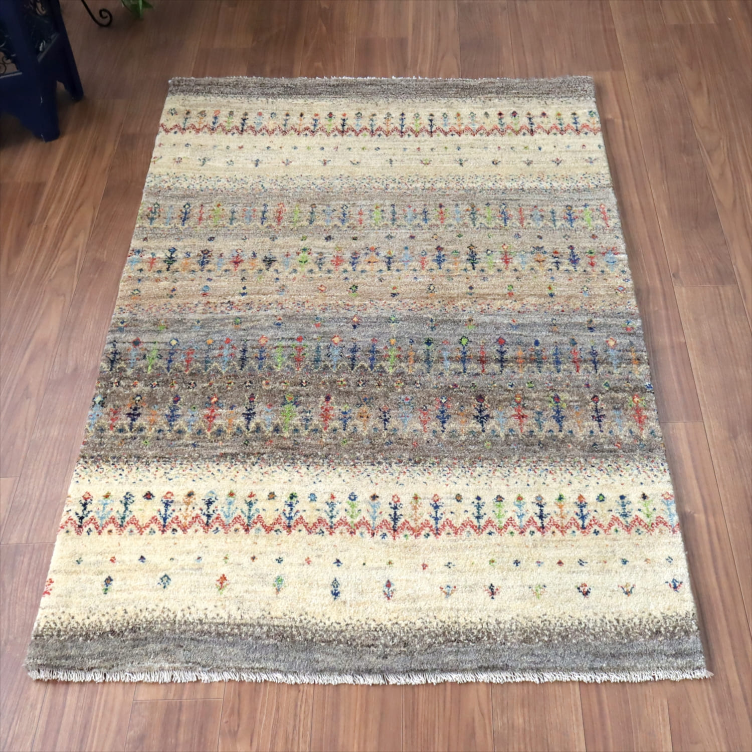 ギャッベ ノマド　 171x117cm ベージュ＆グレー　　イラン産手織り　Gabbeh Nomad