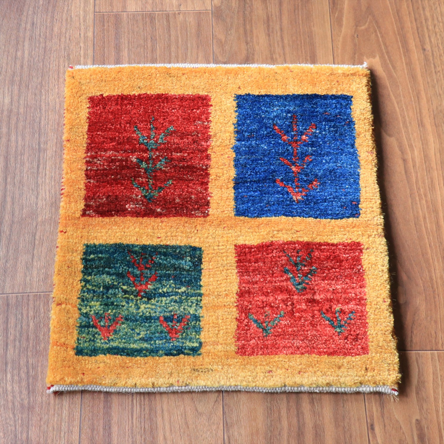 ギャッベ ノマド ミニギャッベ 42x38cm オレンジ　カラフルタイル