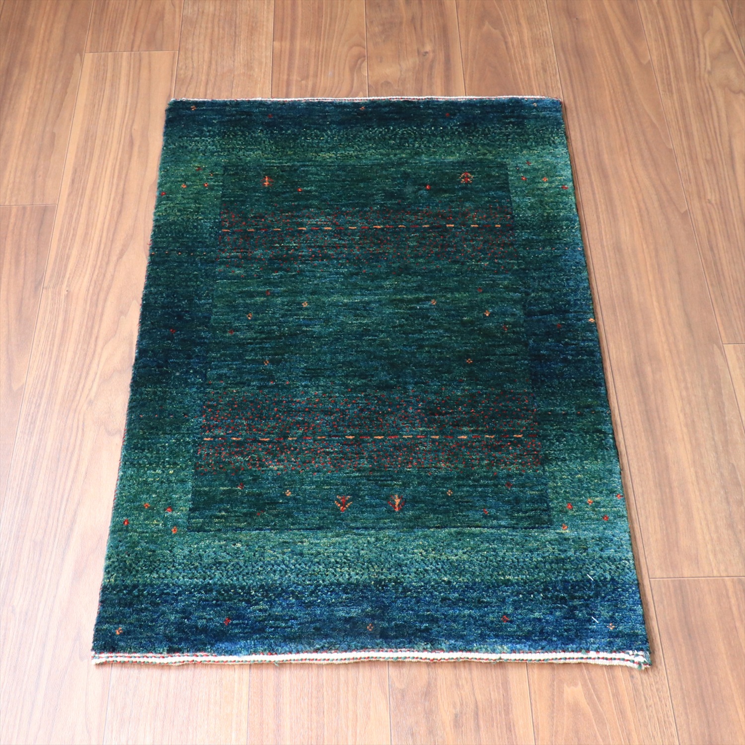 ギャッベ　ロリアタシュ　最高級の細かな織り 92x61cm 最上級の織り　グリーングラデーション