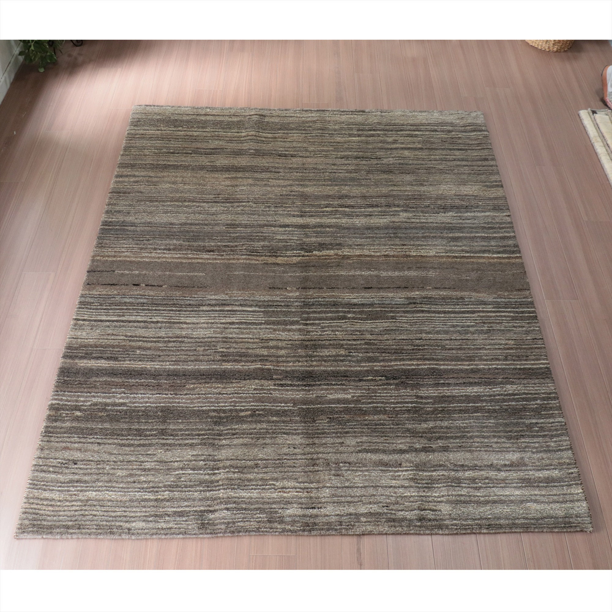 ギャッベ グレーグラデーション 無地　 234x192cm 天然の羊毛の色 モチーフのないシンプルギャッベ　イラン　手織り