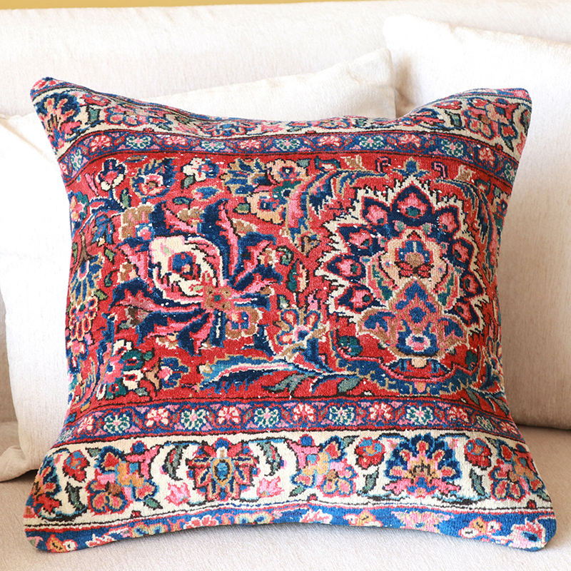 ヴィンテージラグ パイル織りラグ　クッションカバー45cmサイズ 45×44cm トルコ絨毯 ヘレケ　レッド＆ネイビー　フラワー