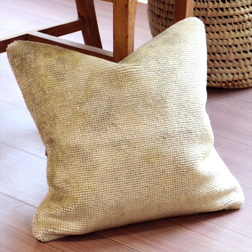 ヴィンテージラグ クッションカバー 41×41cmトルコ絨毯・ブリーチしたアンティーク加工