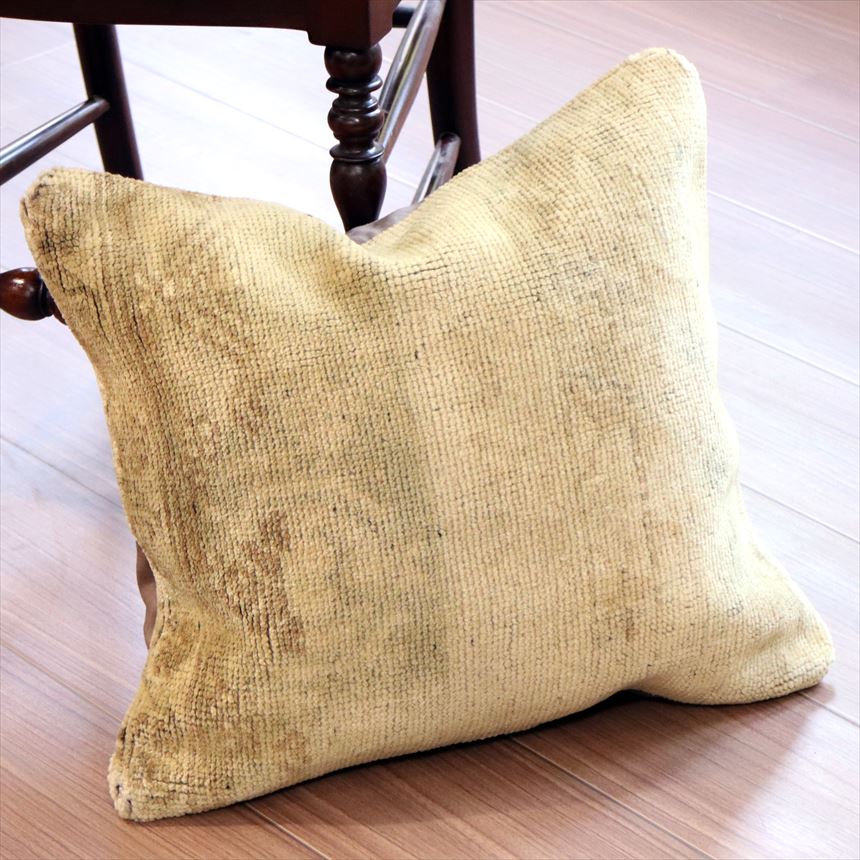 ヴィンテージラグクッションカバー 44×40cmトルコ絨毯・ブリーチしたアンティーク加工