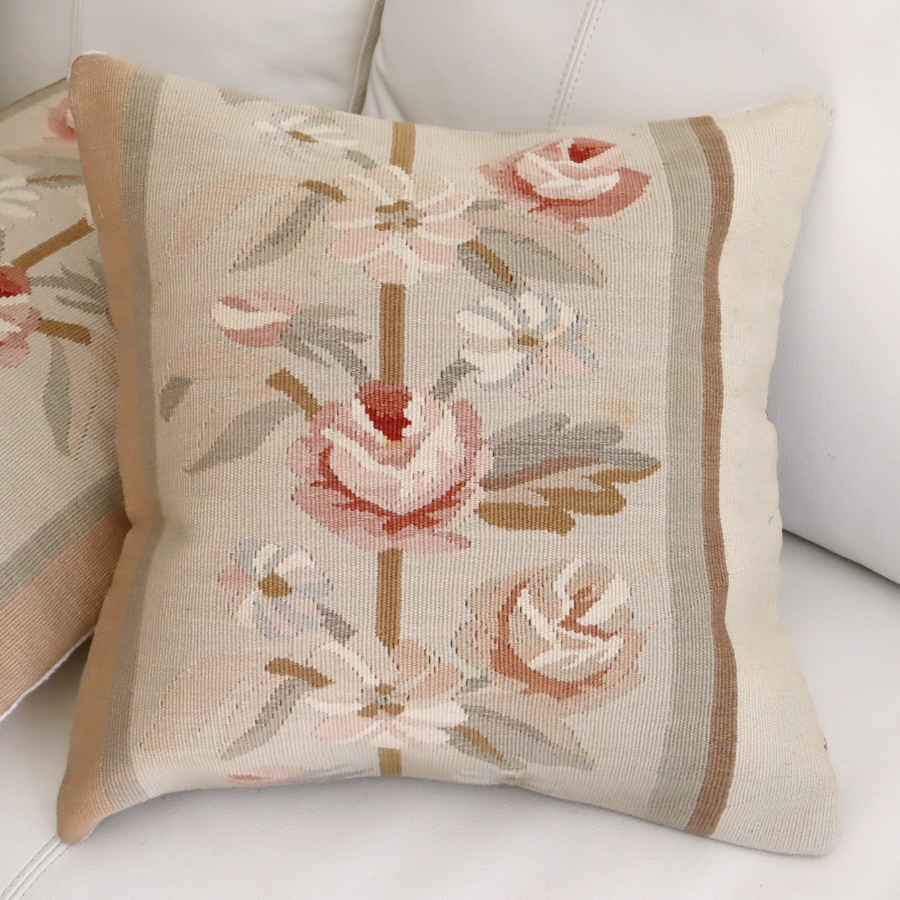 オールドキリムクッションカバー　40cm /Old Kilim Cushion ルーマニア　ベージュ